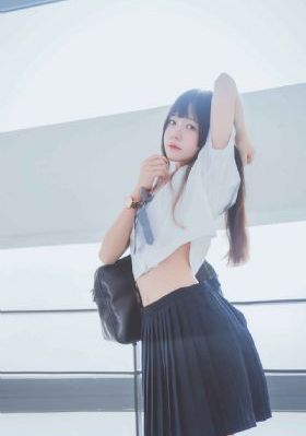 地下室偶像番剧sana第一集_快播高清无删减WWW